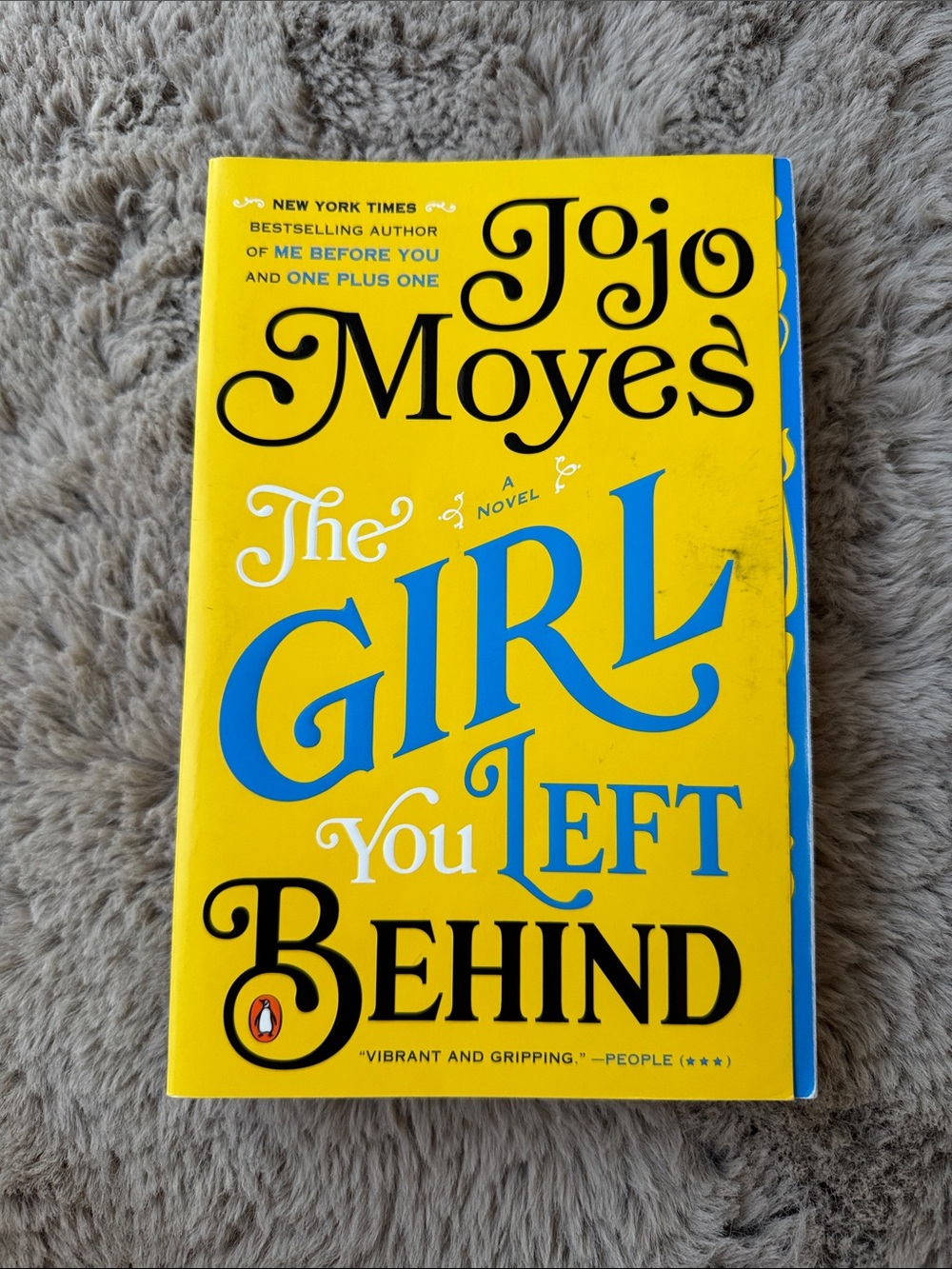 🏷️ Booksale 3/ 25 The Girl You Left Behind by Jojo Moyes paperback